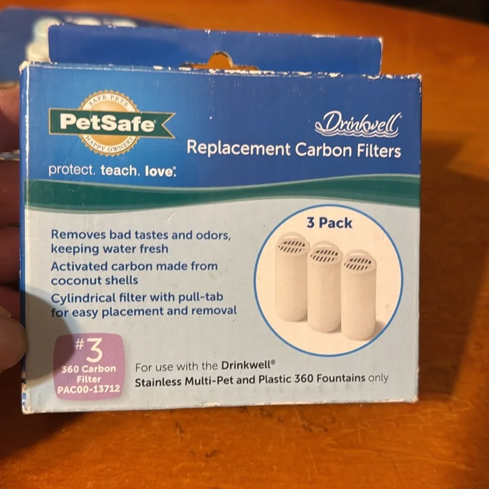 3PK Carbon Filters, Time Release Feeding Blocks & Carbon Renewal Sachet for Fish